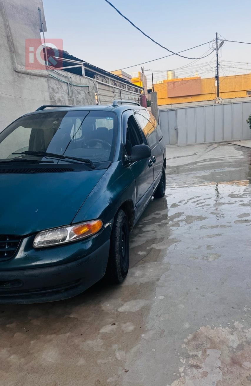 Dodge Caravan